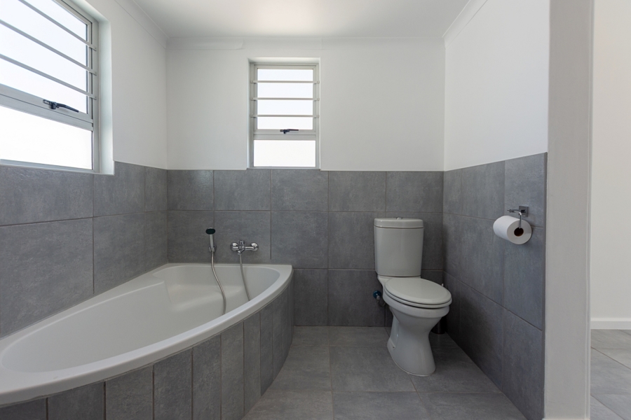 2 Bedroom Property for Sale in Velddrif Western Cape